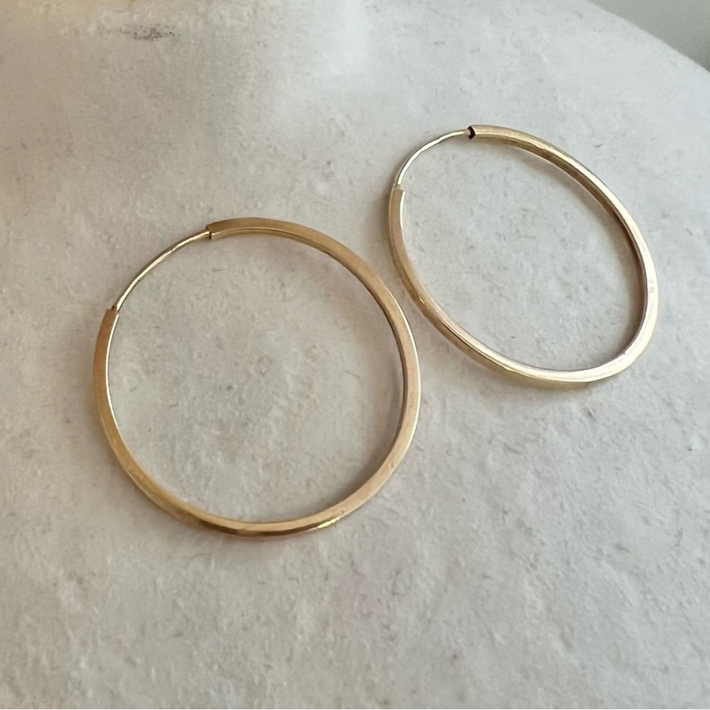 10k Solid Yellow Gold Square Tube Hoop Sleeper Earrings